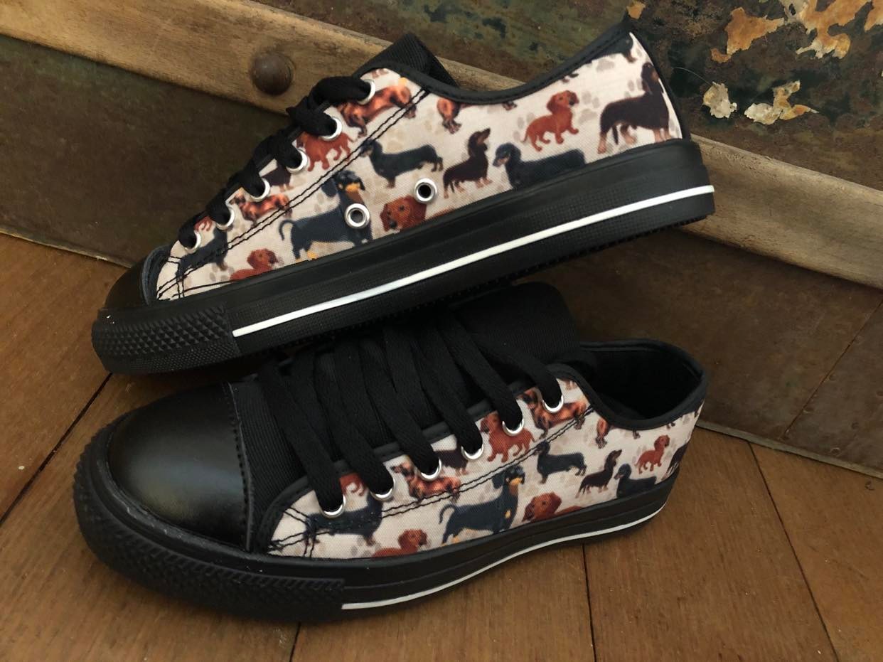 Dachshund - Low Top Shoes