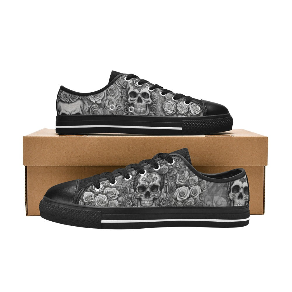 Skulls & Roses - Low Top Shoes