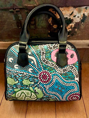 Family Travelling Together - Shoulder Handbag - Little Goody New Shoes Australia