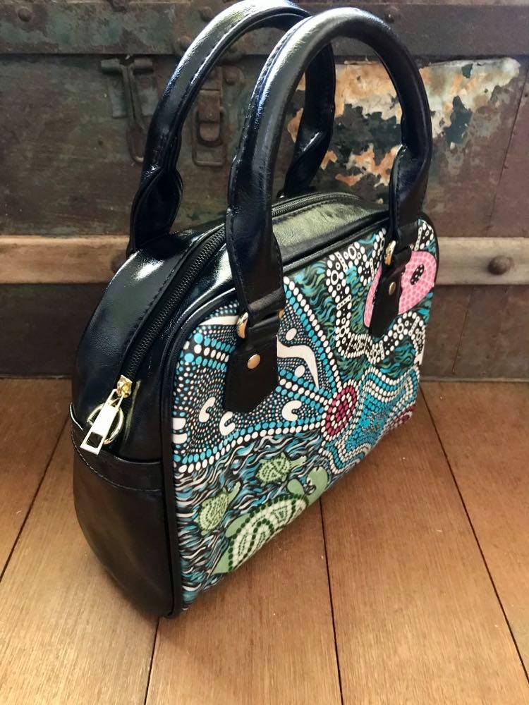 Family Travelling Together - Shoulder Handbag - Little Goody New Shoes Australia