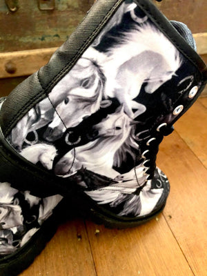 Horses - Canvas Boots