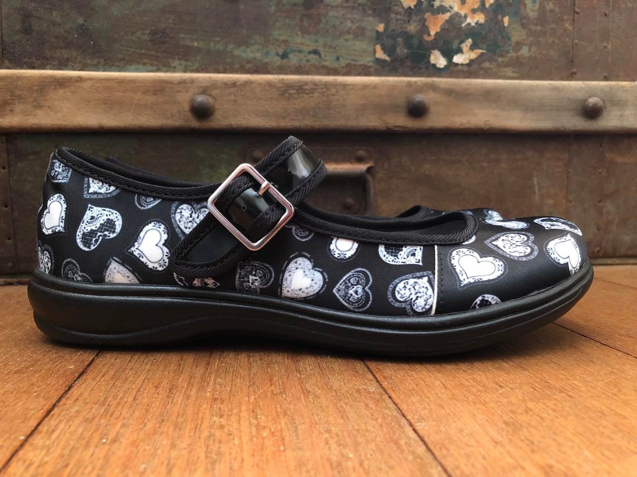 Lace Hearts - Mary Jane Shoes