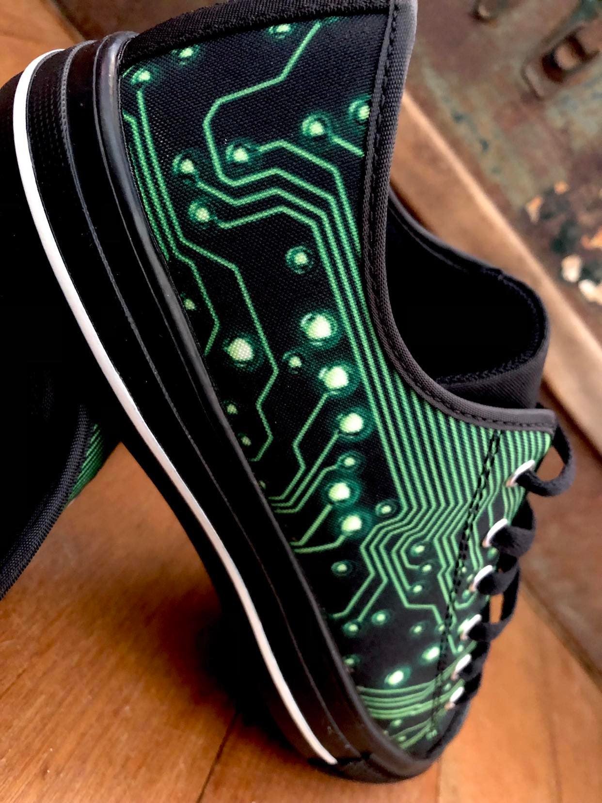 Motherboard - Low Top Shoes