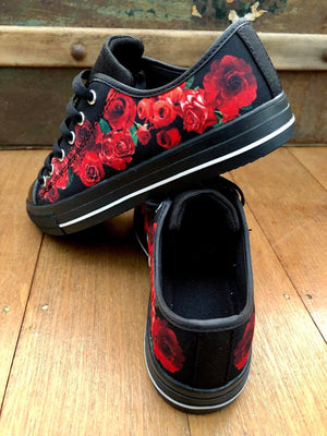 Roses Red - Low Top Shoes